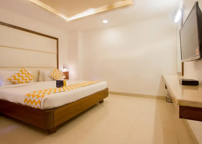 Fabhotel Sri Chakra Inn Porur