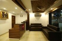 Hotel Fabhotel Sri Chakra Porur